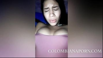 Beautiful Colombian 19yo from Cali  Min 2:00 Fingers her ass